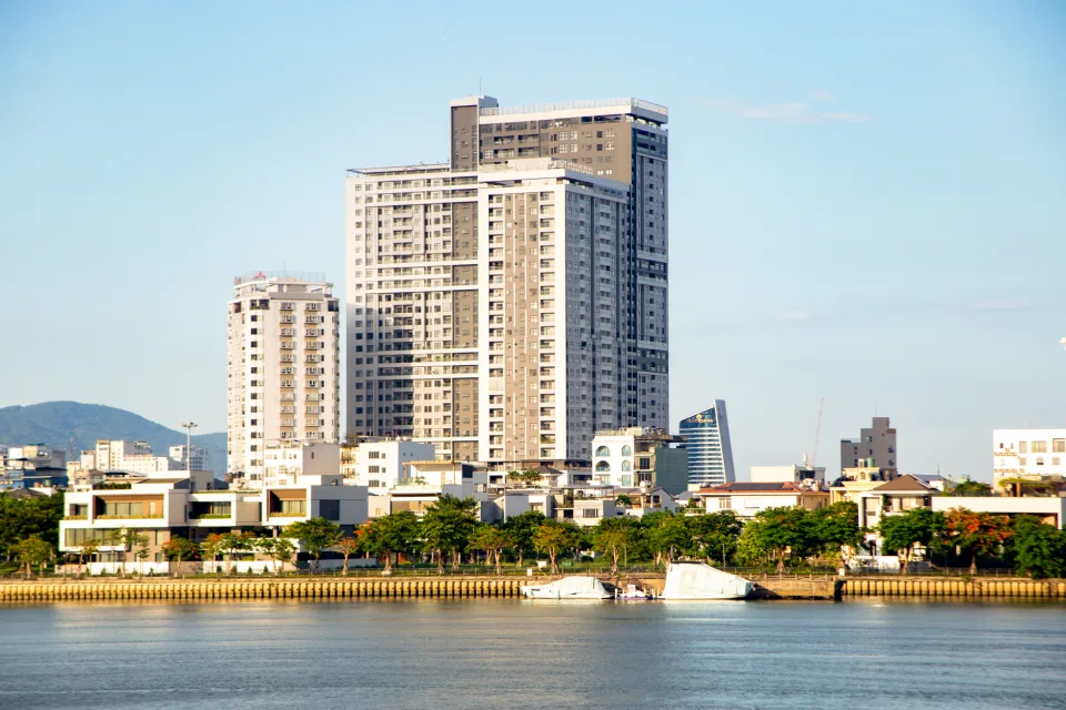 Nhà đang bán